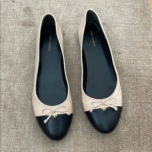 Tory Burch Women's Black and Cream Ballet Flats